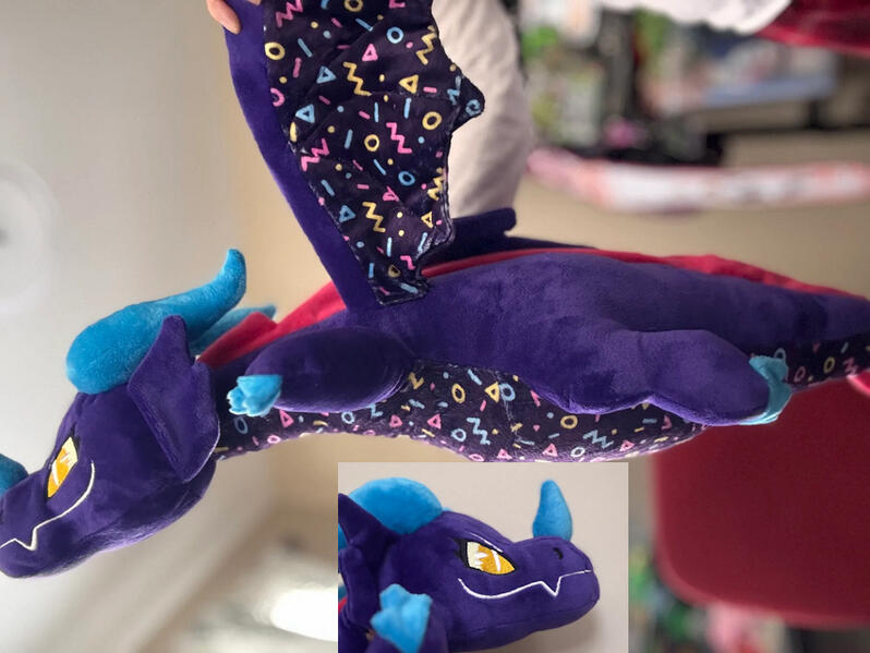 Arcade dragon plush. Pattern by Cholyknight, assembled by me.
